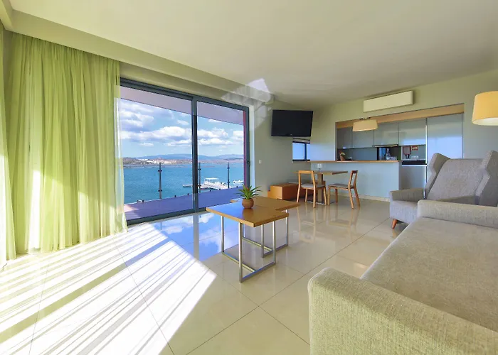 Agua Hotels Riverside